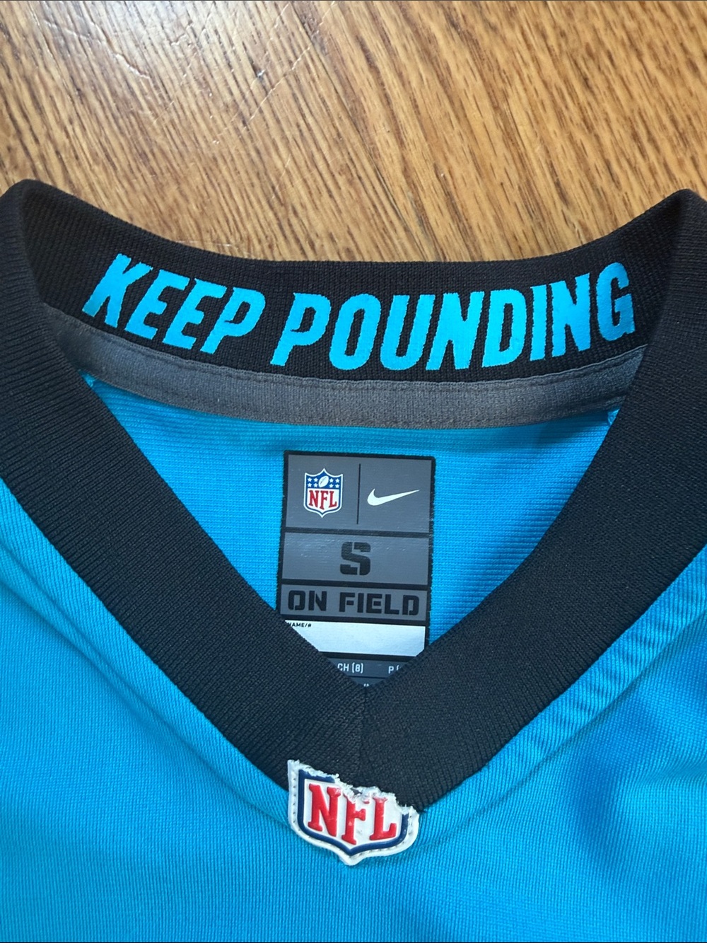 Nike Carolina Panthers Cam Newton Football Jersey. Size Small. - Picture 7 of 14